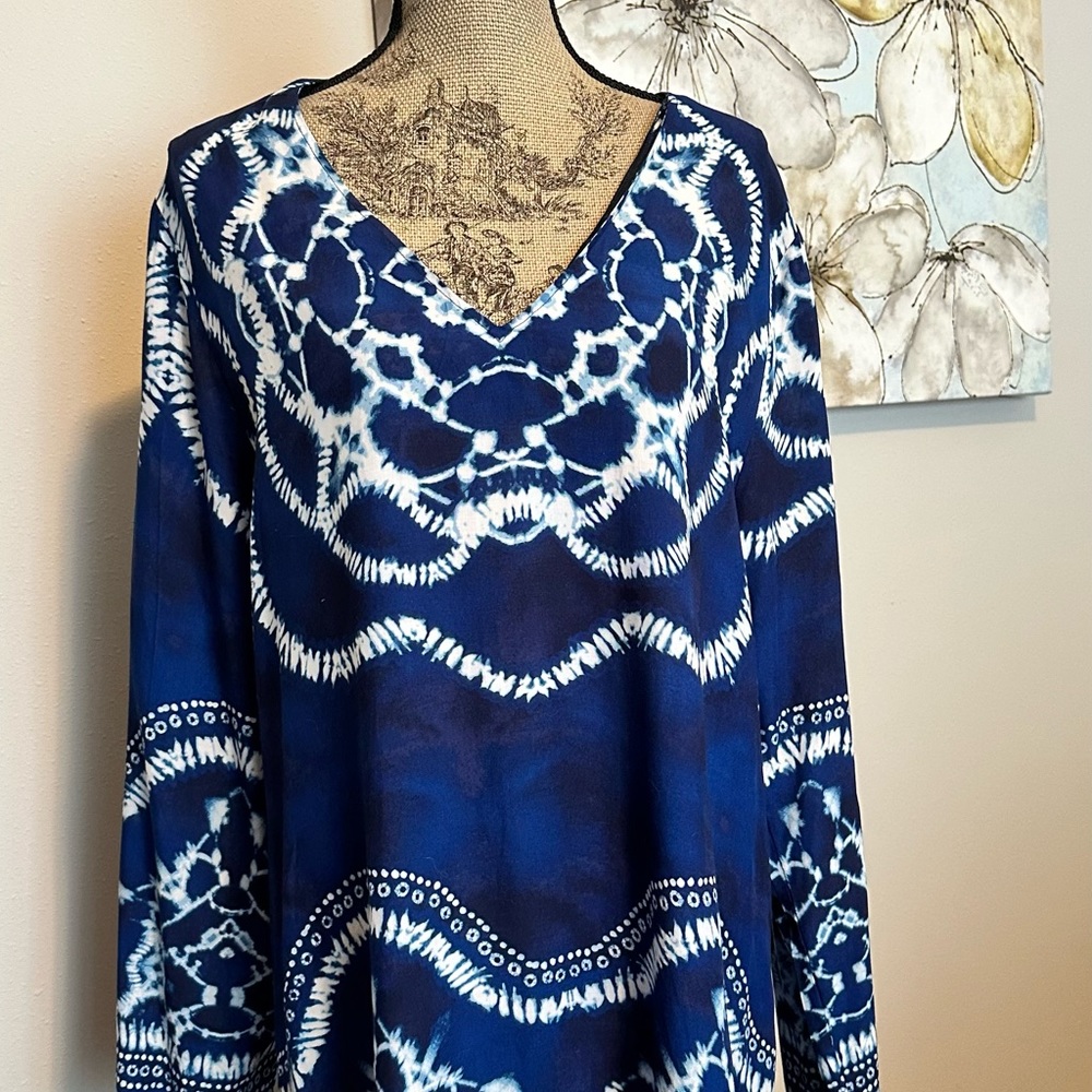 La Blanca swimsuit cover up